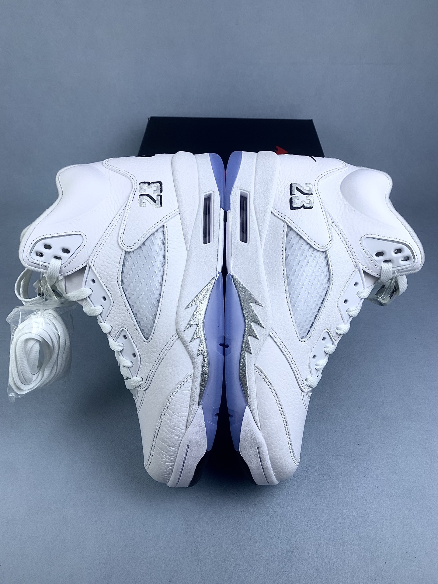Nike Air Jordan 5 Retro "White/Metallic Silver"