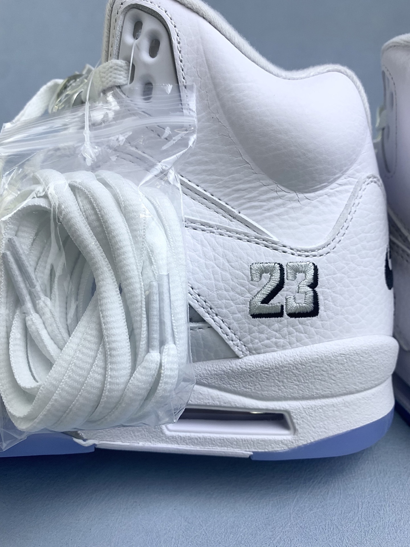 Nike Air Jordan 5 Retro "White/Metallic Silver"