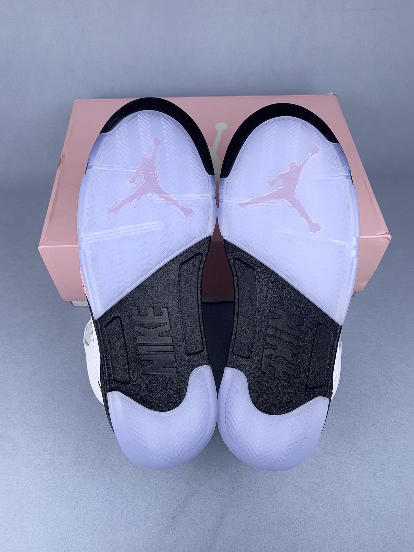 Nike Air Jordan 5 Retro "Medium Soft Pink"