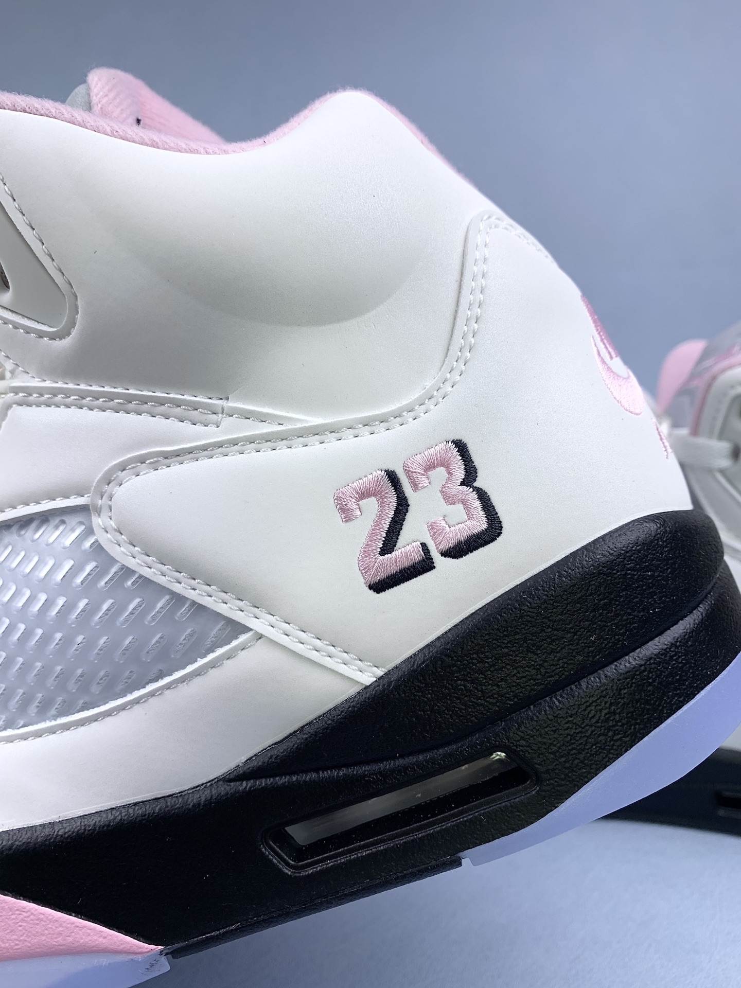 Nike Air Jordan 5 Retro "Medium Soft Pink"
