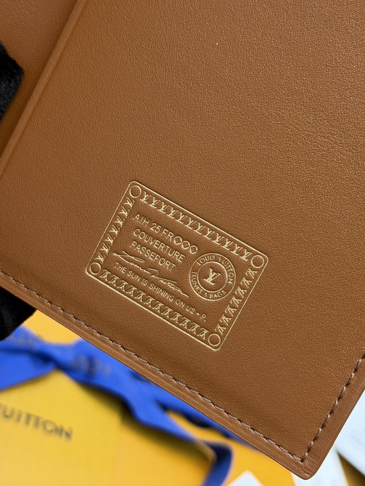 M26059 Passport cover