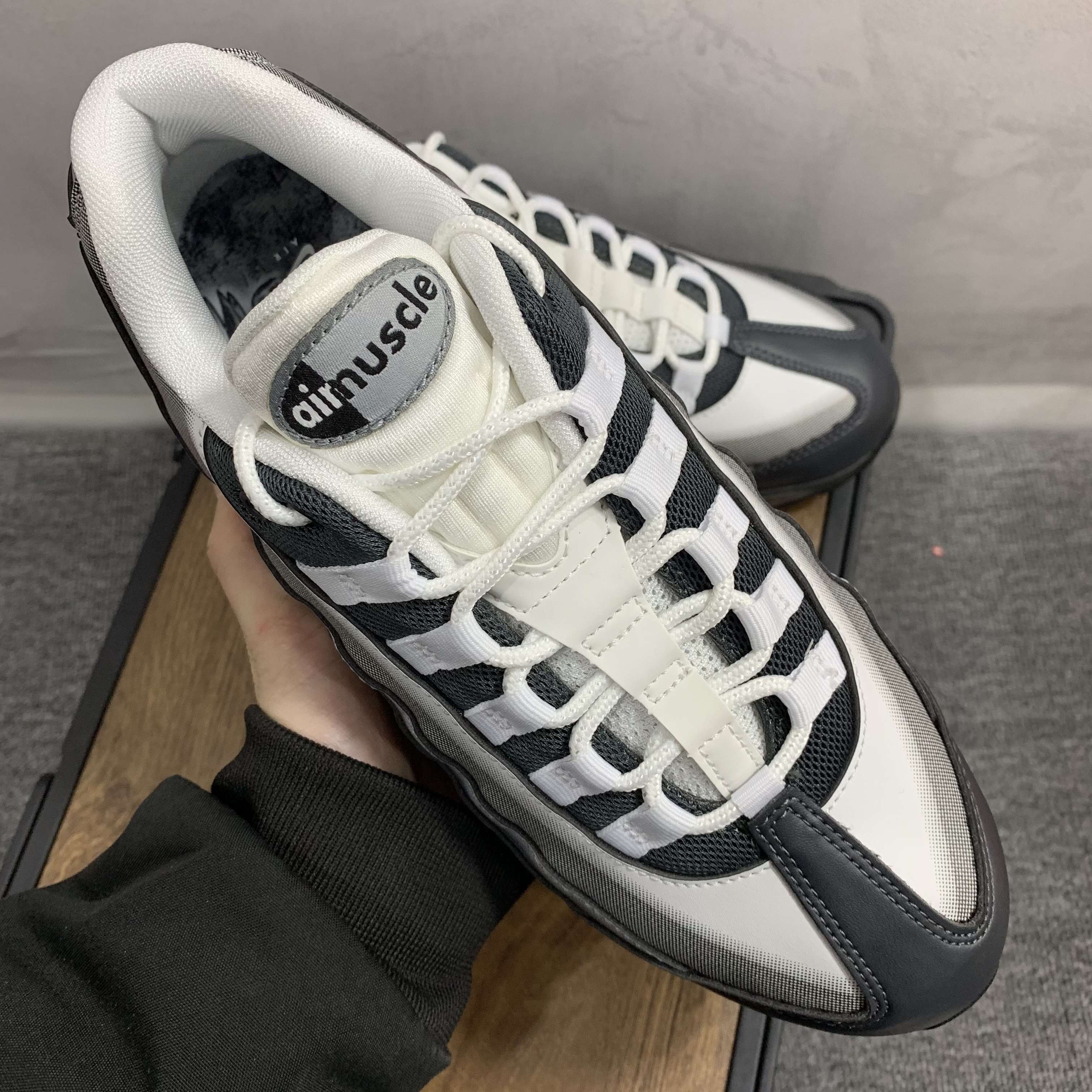 Yu-Gi-Oh! x Nike Air Max 95 "AirMuscle/Jonouchi" (Japan Exclusive)