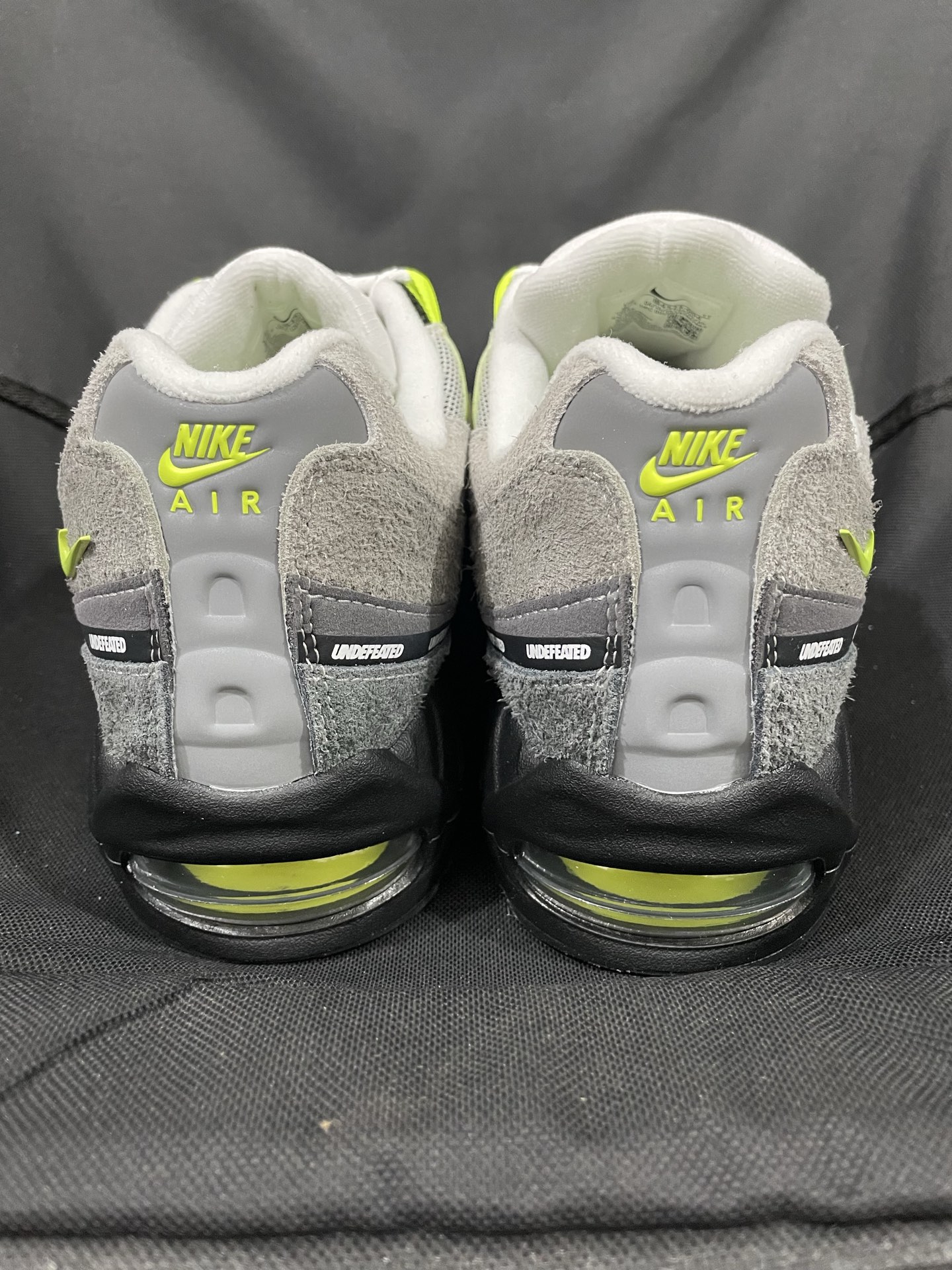 UNDEFEATED × Nike Air Max 95 SP "Neon" (New York Exclusive) 