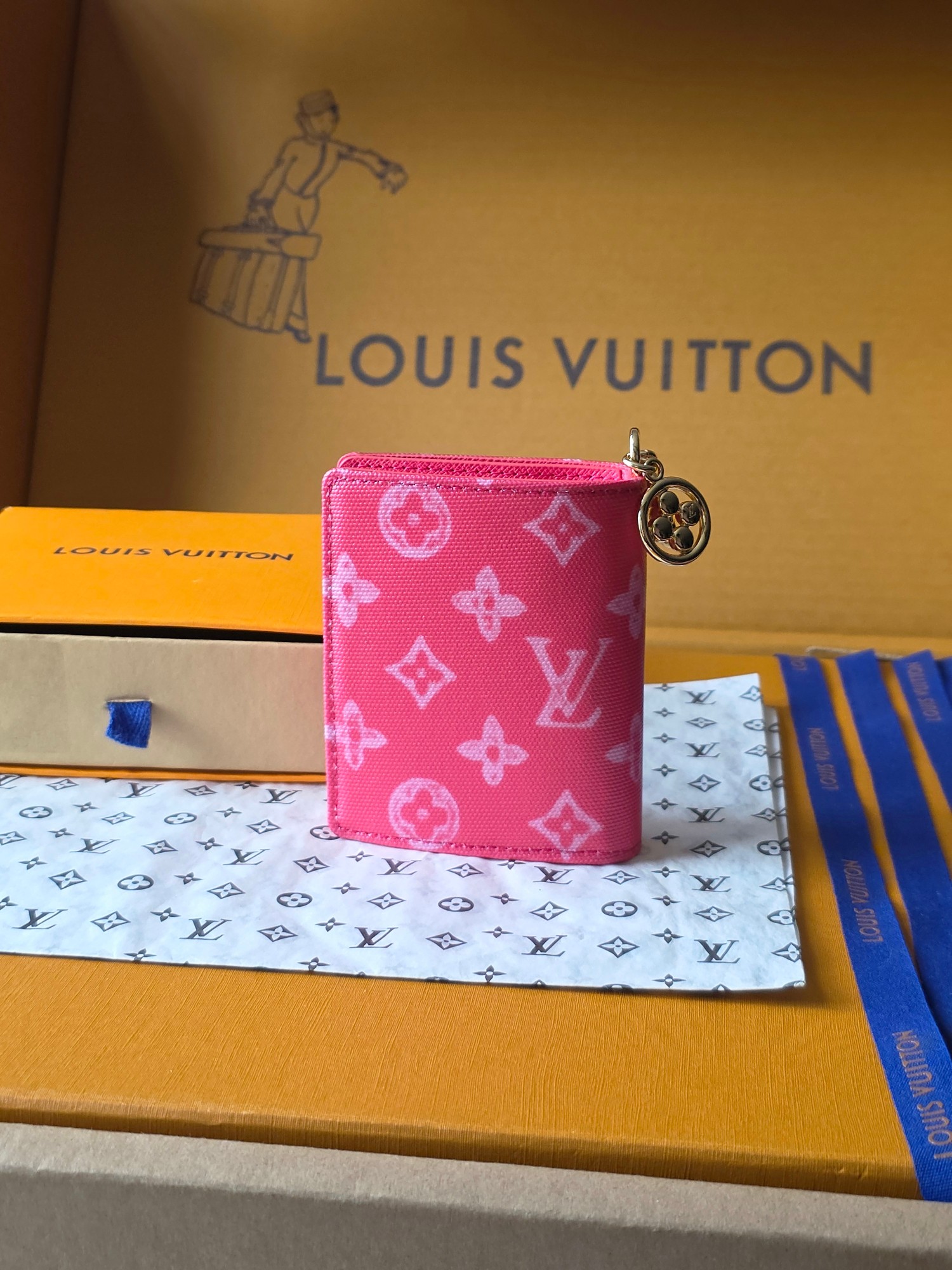 M27680 ポケットウォレット･LV チャーム