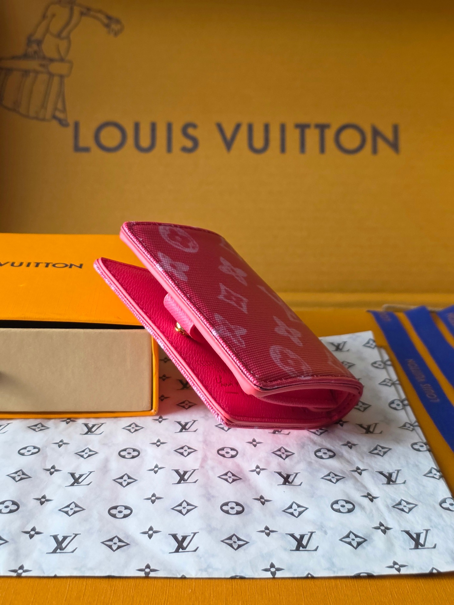 M27680 ポケットウォレット･LV チャーム