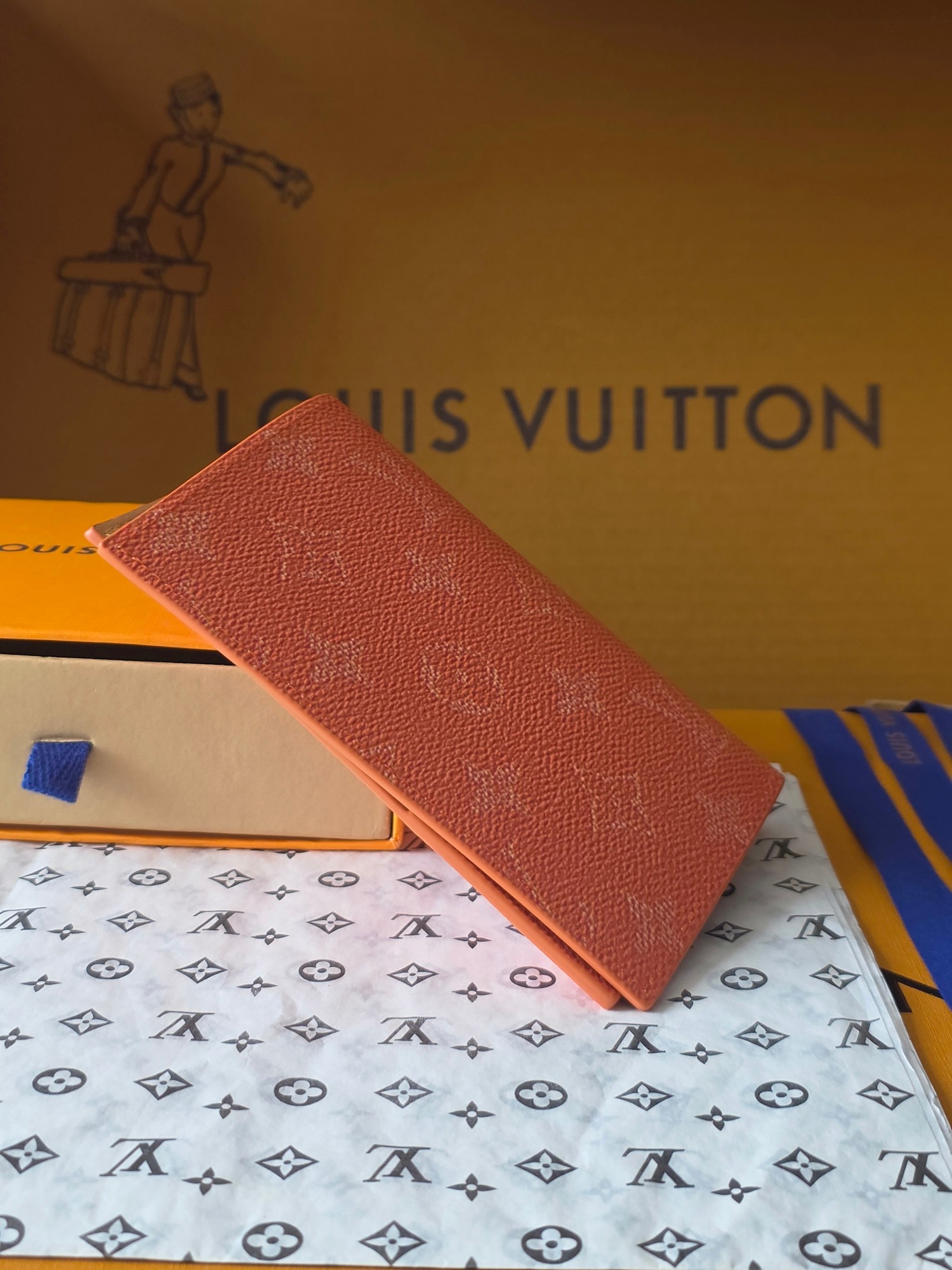 M26832 Passport Cover