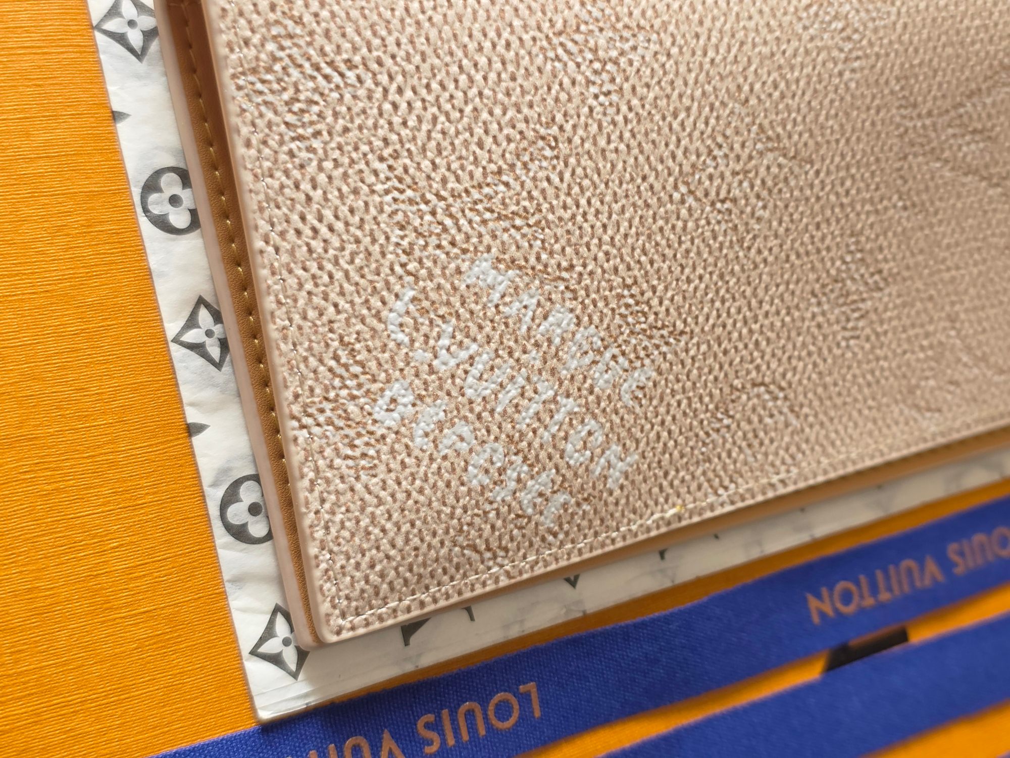 M26835 Passport Cover