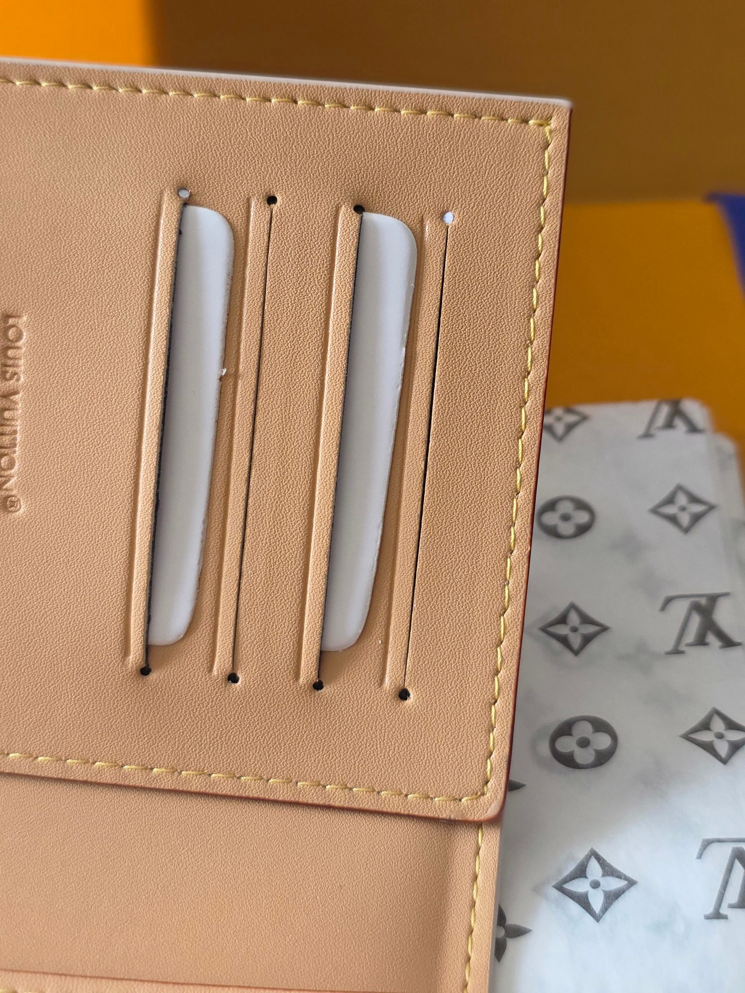 M26835 Passport Cover