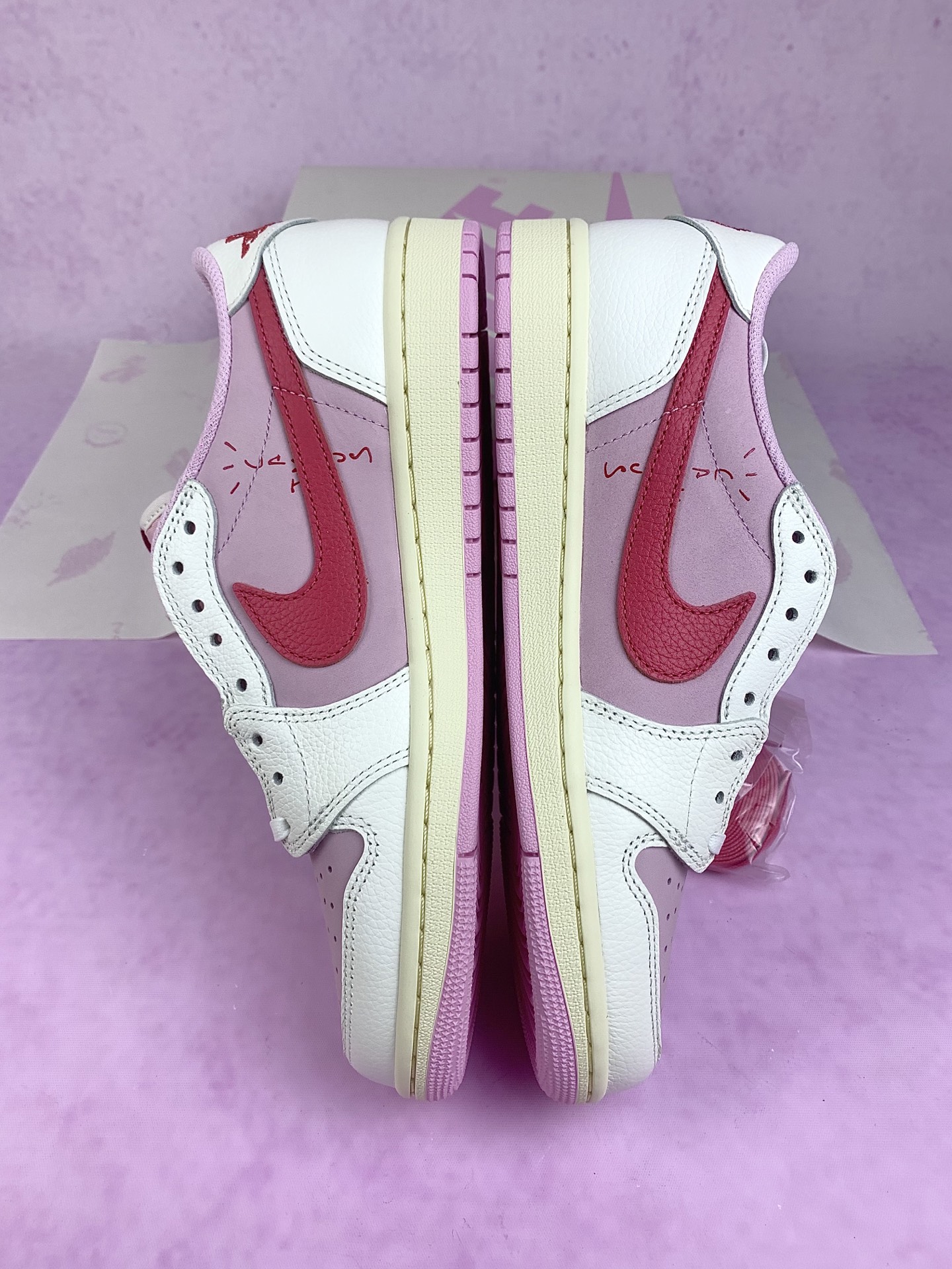 【LJR】 TRAVIS SCOTT x NIKE AIR JORDAN 1 LOW OG SP "Tropical Pink"