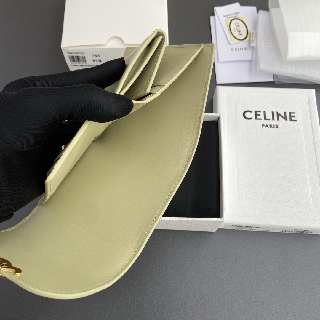 CELINE スモール フラップウォレット トリオンフ / シャイニーカーフスキン
