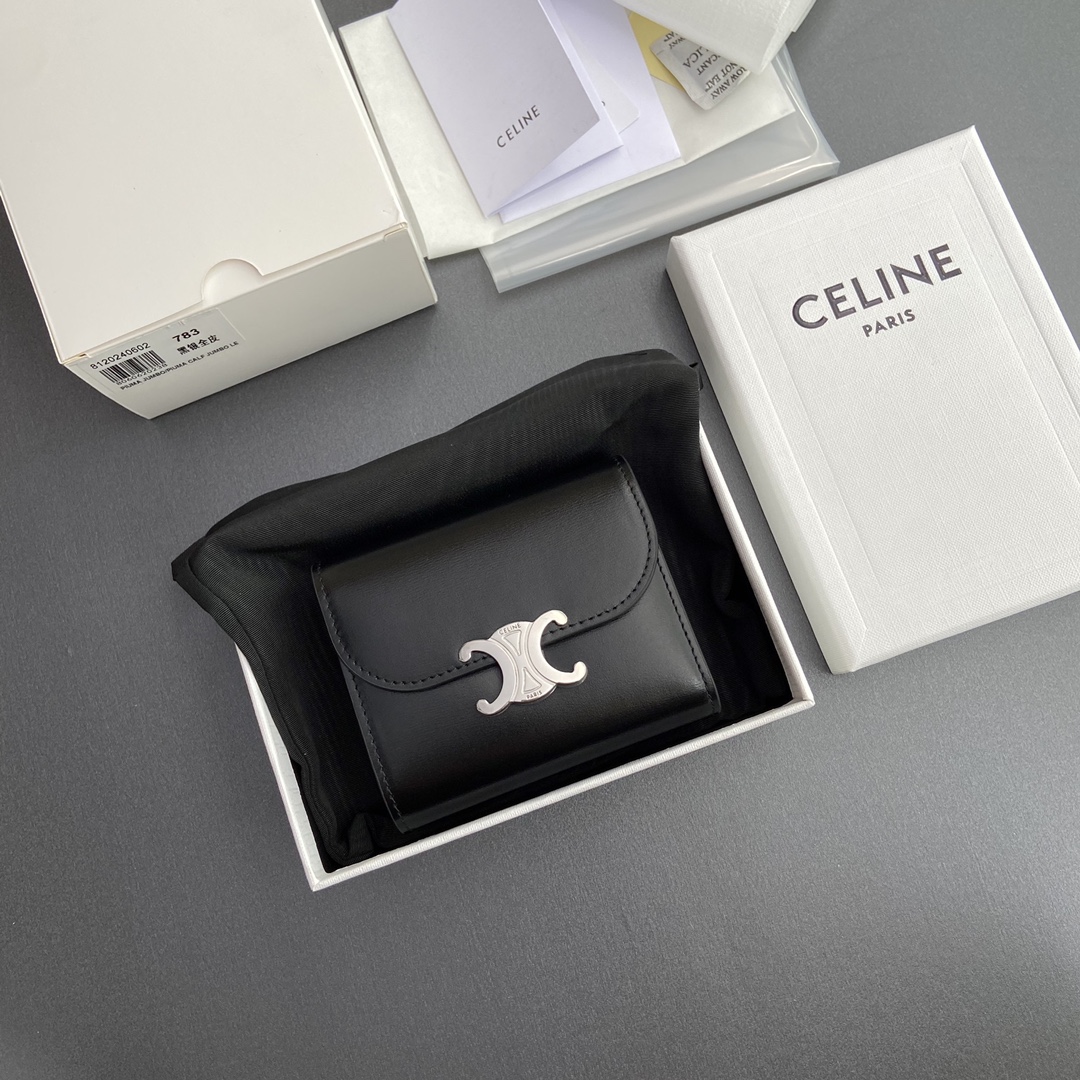CELINE スモール フラップウォレット トリオンフ / シャイニーカーフスキン