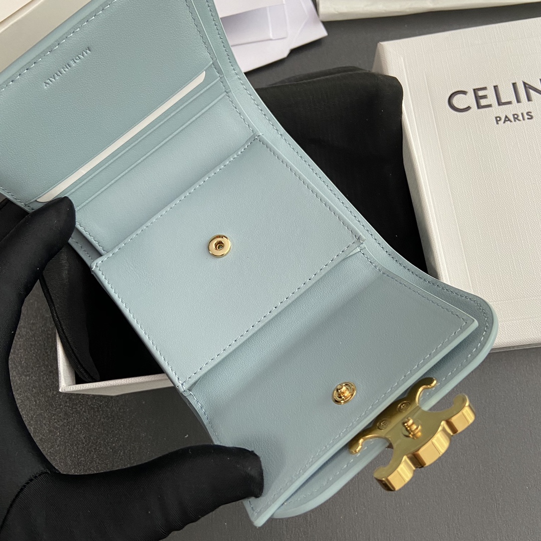CELINE スモール フラップウォレット トリオンフ / シャイニーカーフスキン