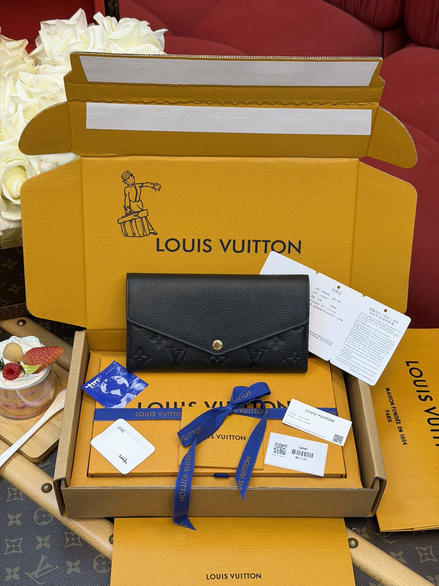 M61182 Monogram Empreinte Sarah Wallet