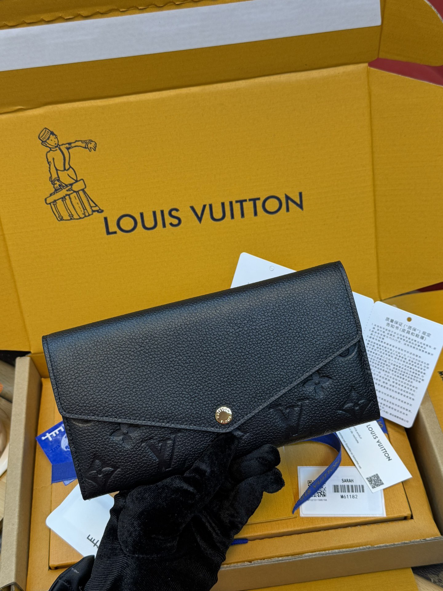 M61182 Monogram Empreinte Sarah Wallet