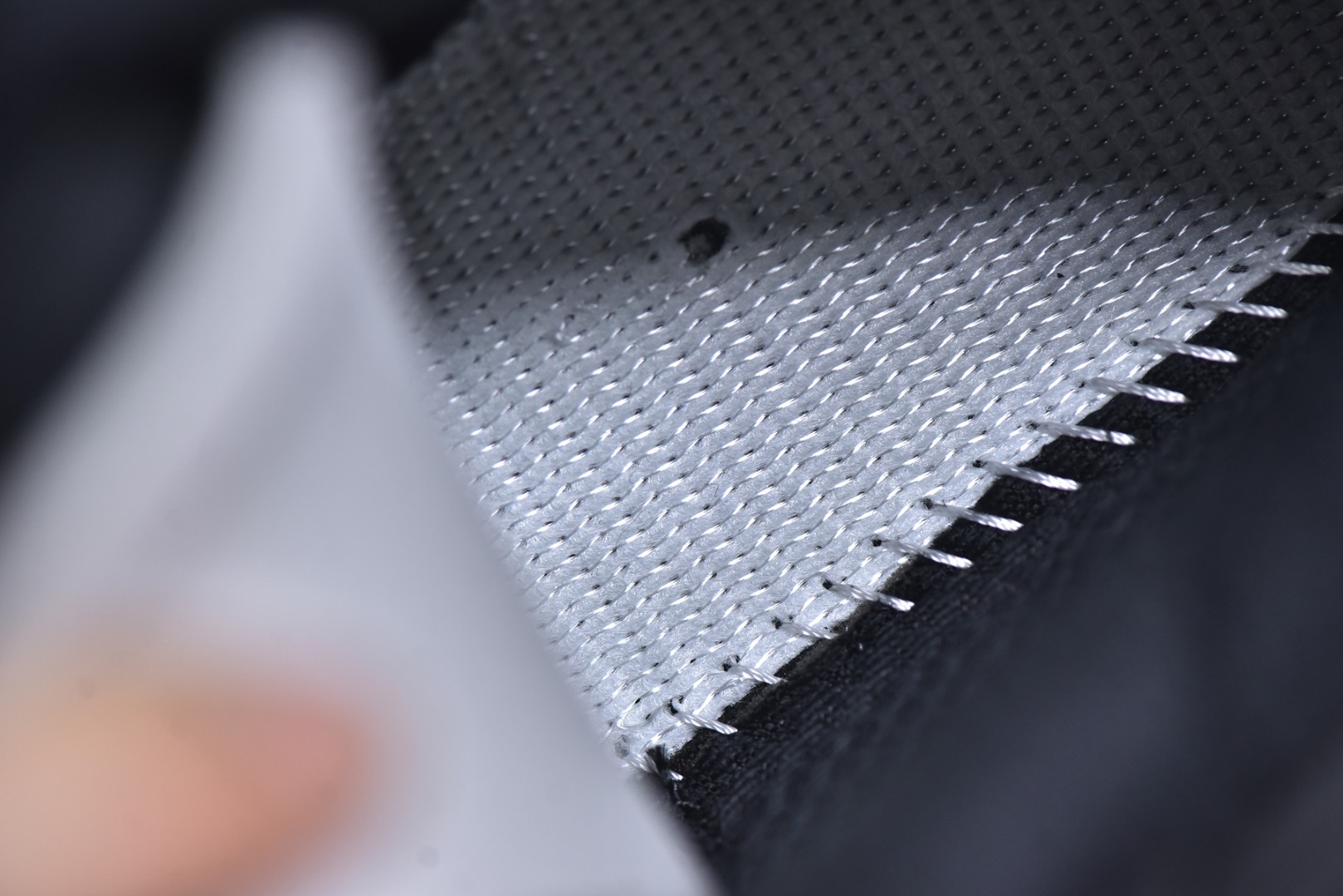 Pharrell Williams × adidas Jellyfish "Carbon/Core Black"