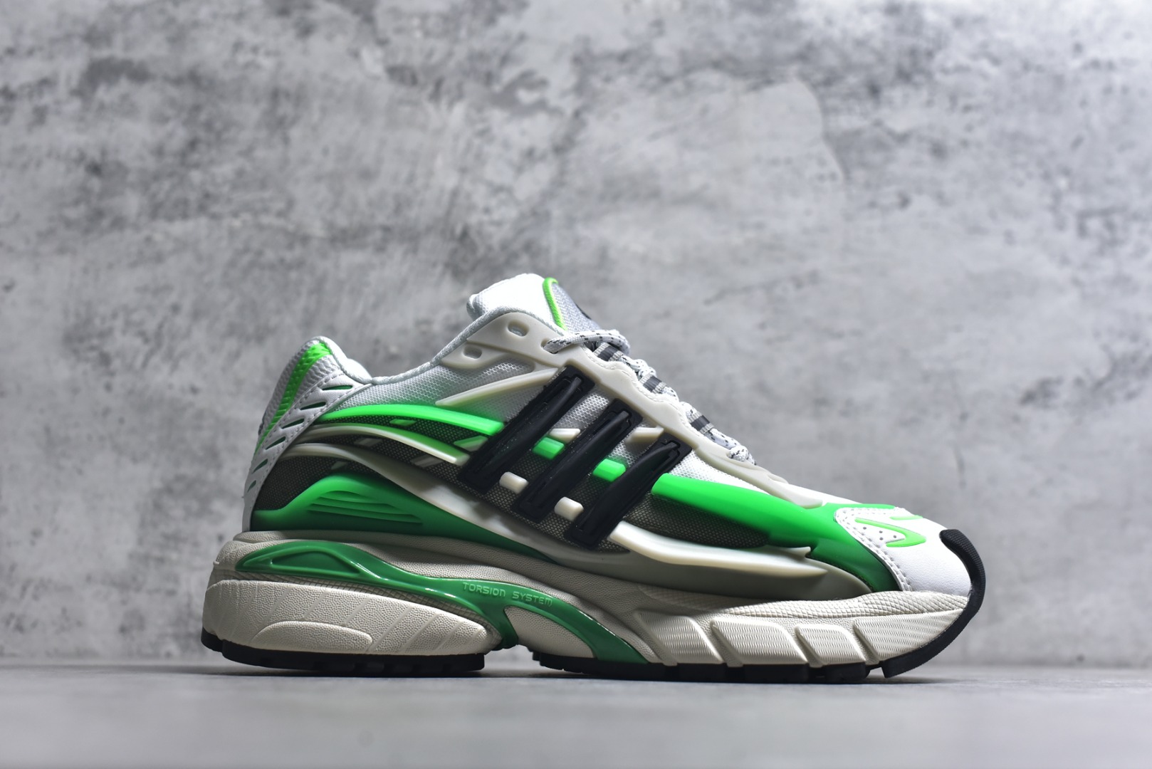 Pharrell Williams × adidas Adistar Jellyfish "Real Green"
