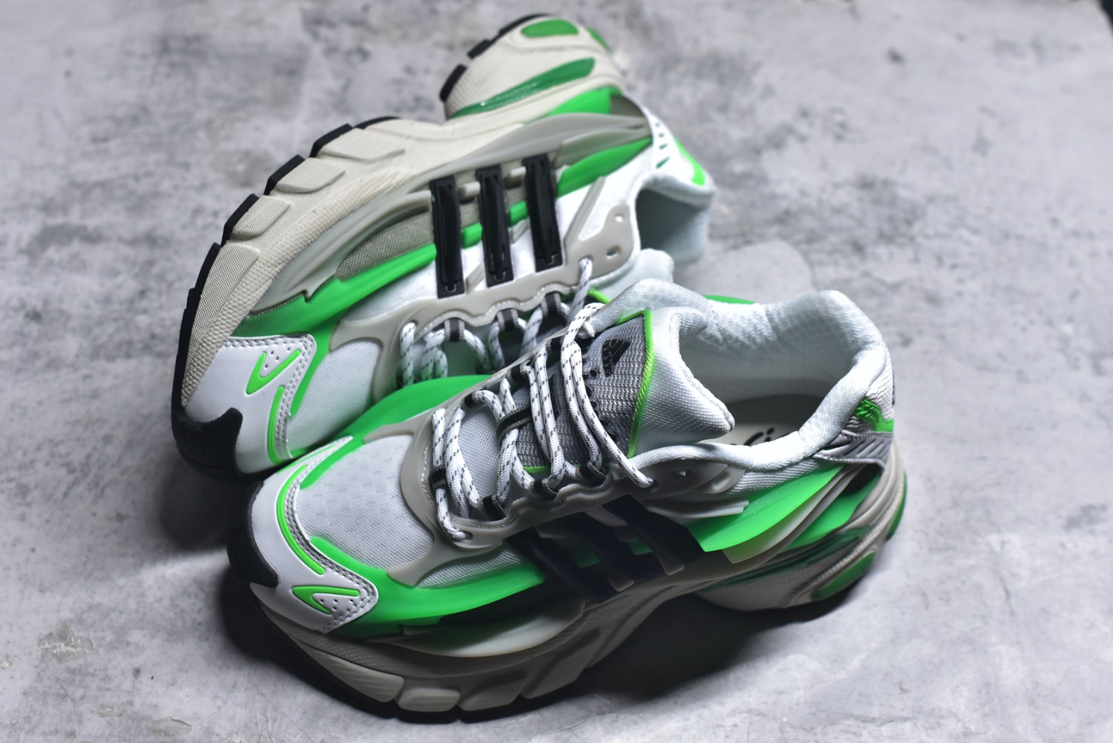 Pharrell Williams × adidas Adistar Jellyfish "Real Green"