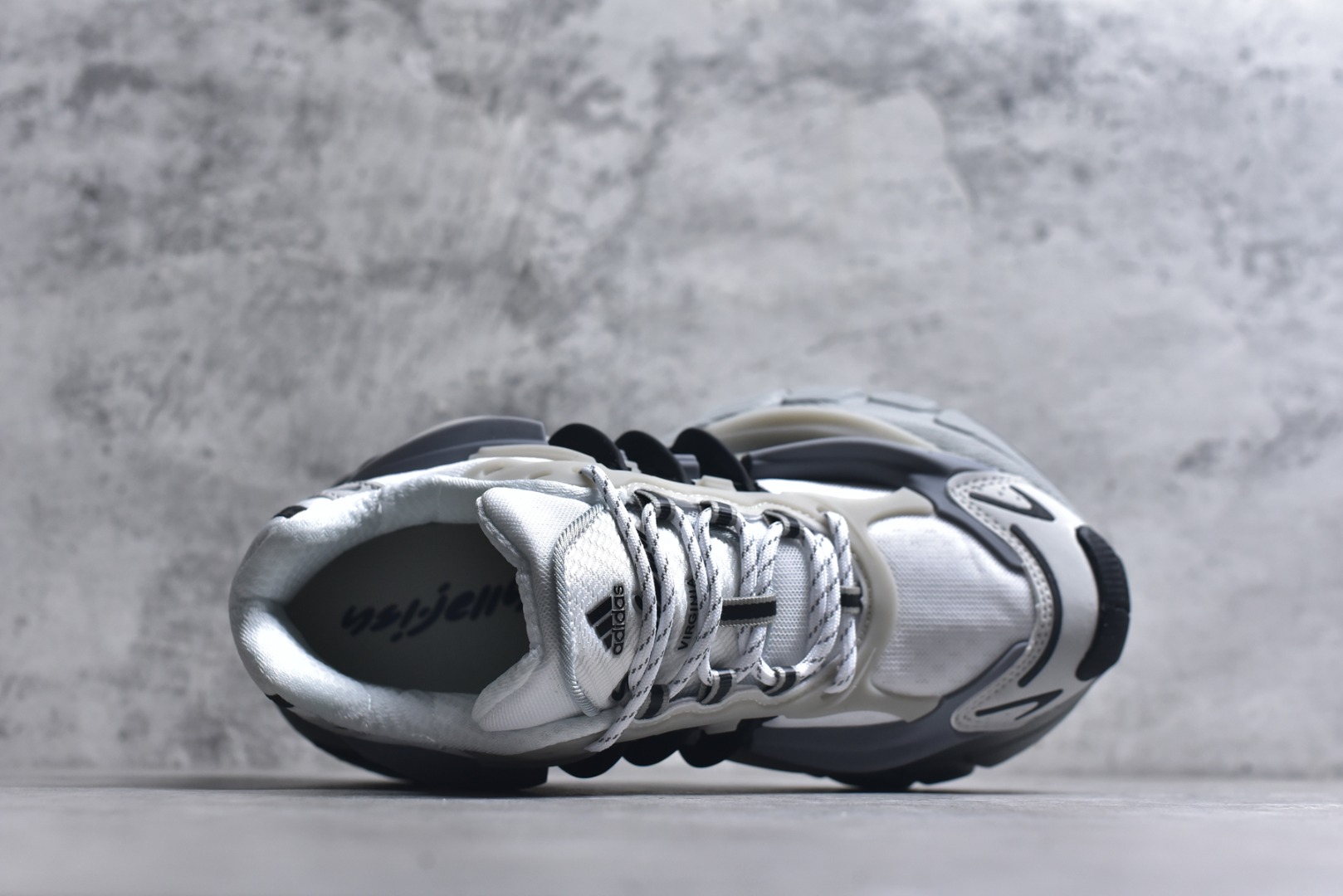 Pharrell Williams × adidas Adistar Jellyfish "MGH Solid Grey"