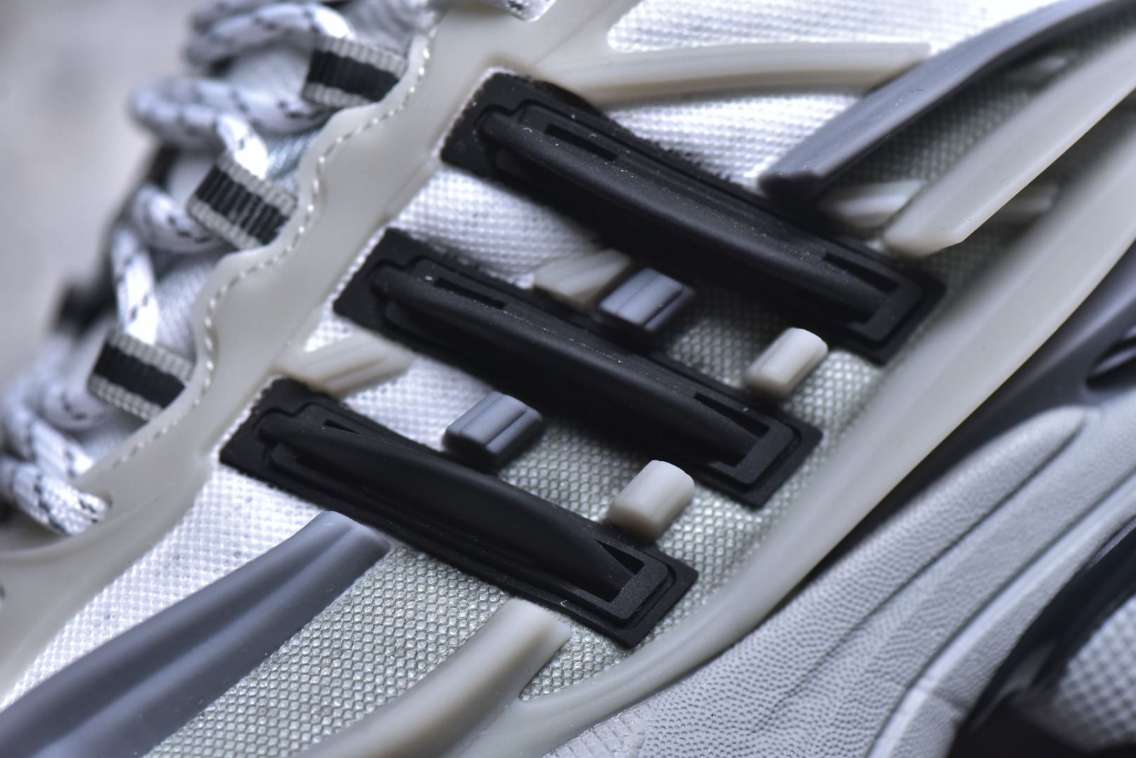 Pharrell Williams × adidas Adistar Jellyfish "MGH Solid Grey"