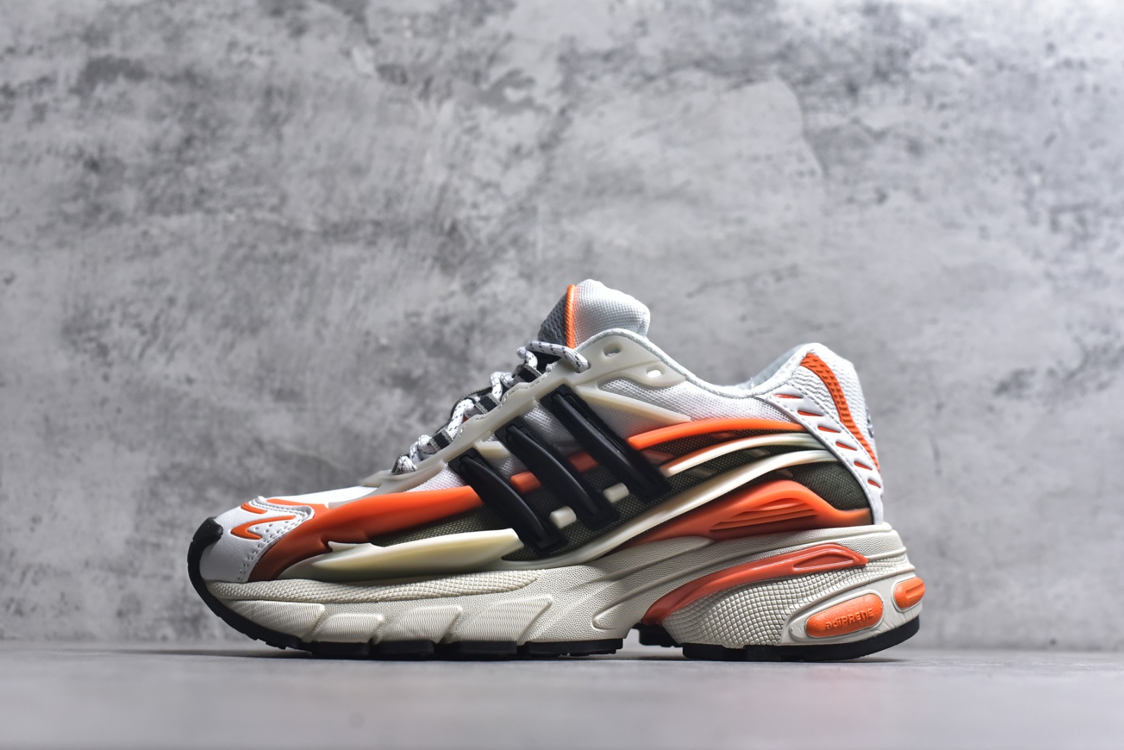 Pharrell Williams × adidas Adistar Jellyfish "Focus Olive/Core Black/Orange"