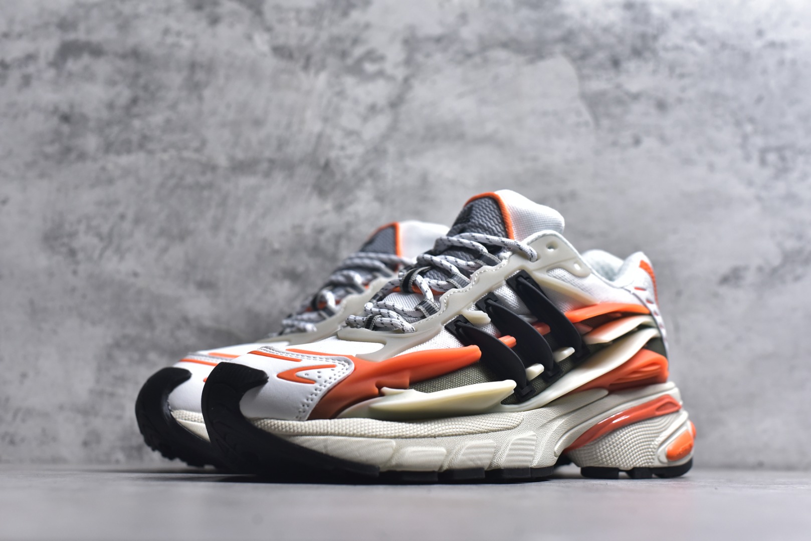 Pharrell Williams × adidas Adistar Jellyfish "Focus Olive/Core Black/Orange"