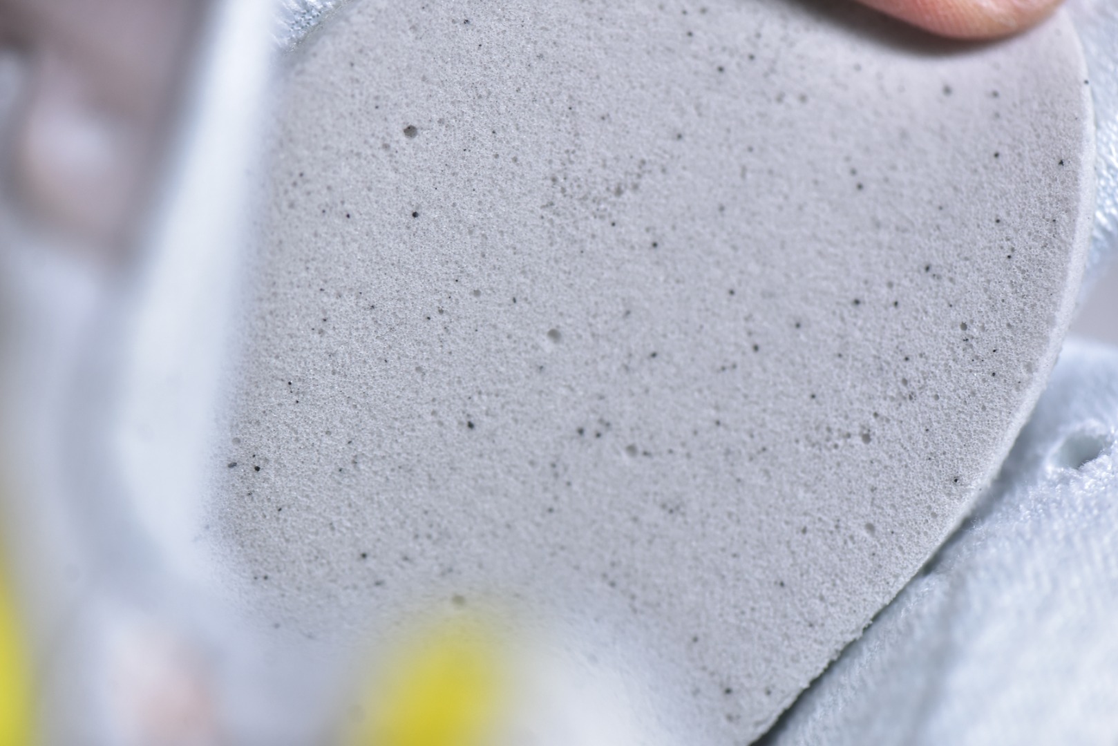 Pharrell Williams × adidas Jellyfish "Black/Yellow/White"