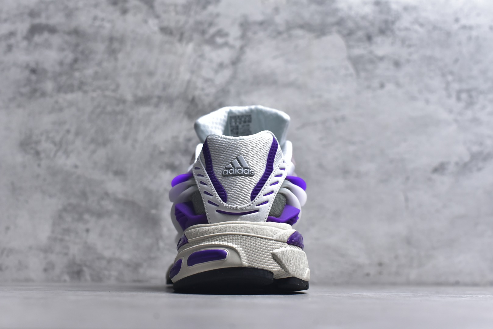 Pharrell Williams × adidas Jellyfish "Purple/Gray/Black"