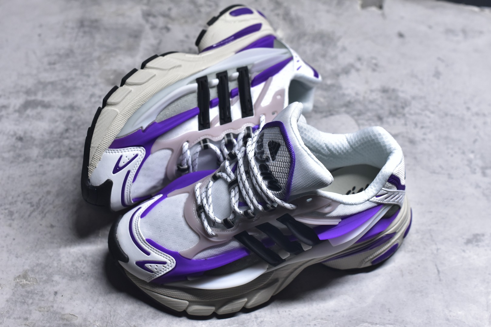Pharrell Williams × adidas Jellyfish "Purple/Gray/Black"