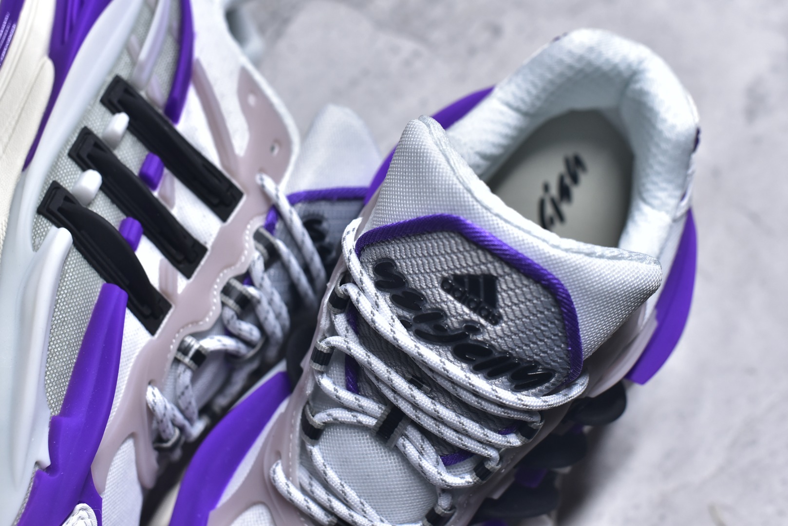 Pharrell Williams × adidas Jellyfish "Purple/Gray/Black"