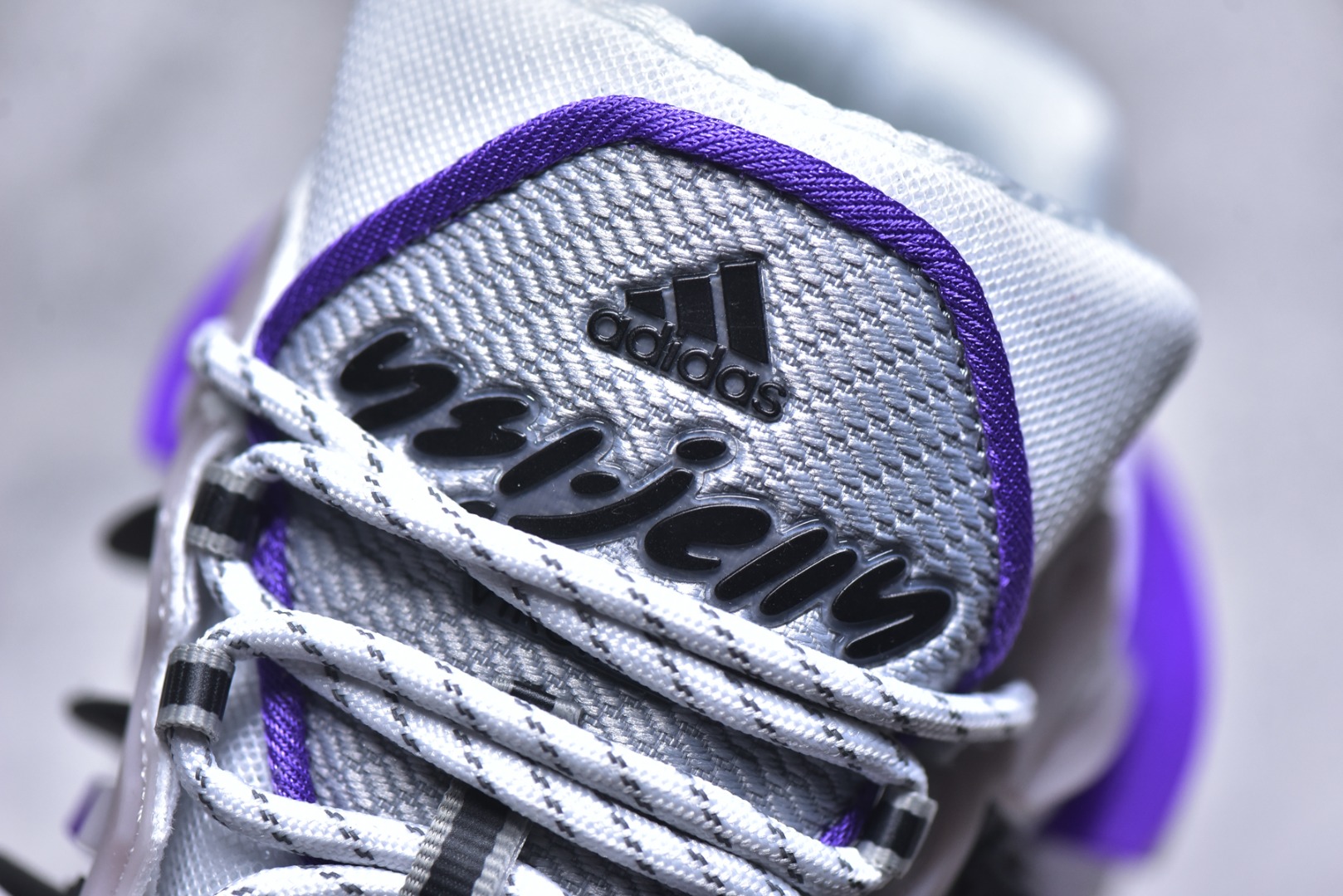 Pharrell Williams × adidas Jellyfish "Purple/Gray/Black"