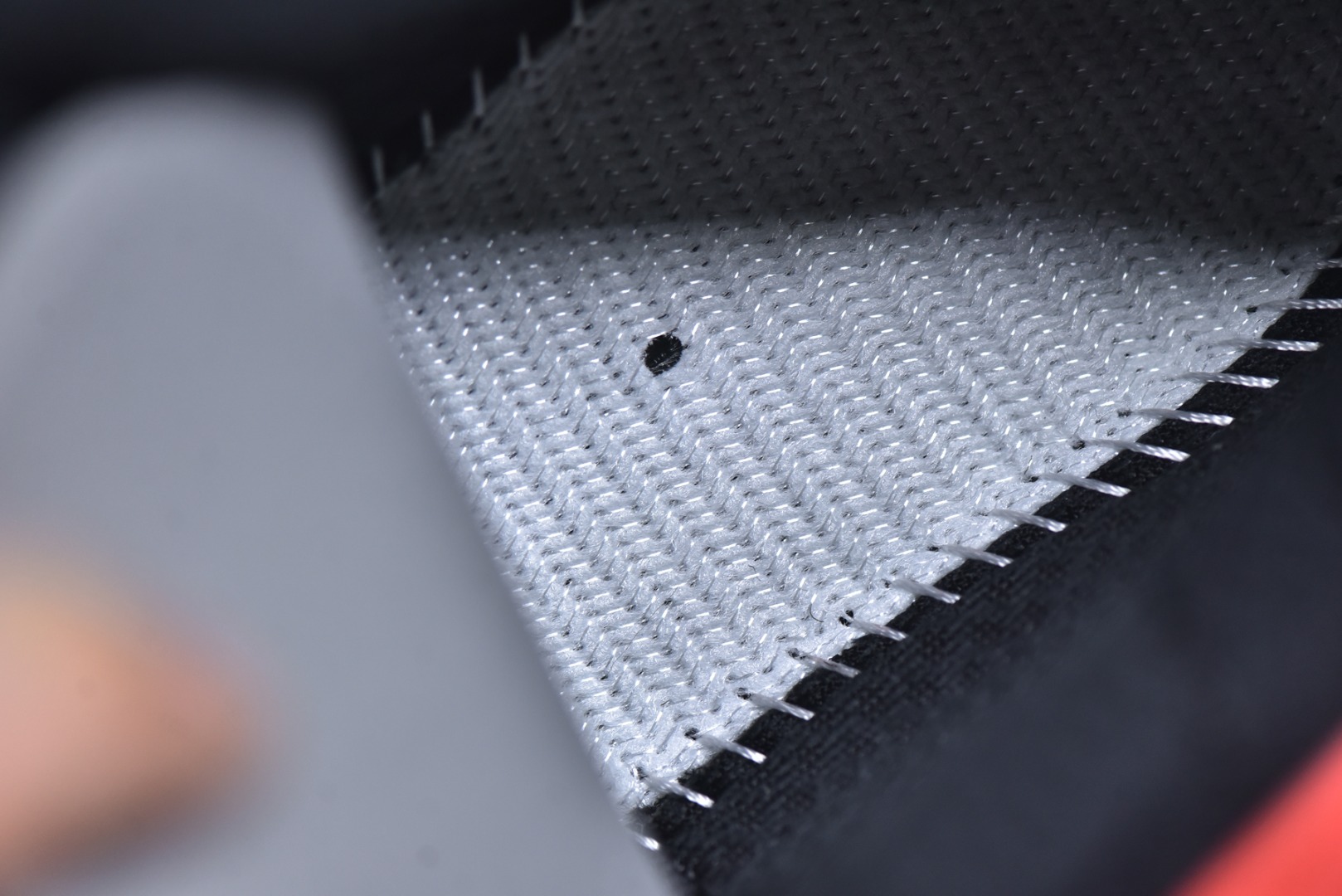 Pharrell Williams × adidas Jellyfish "Black/Red"