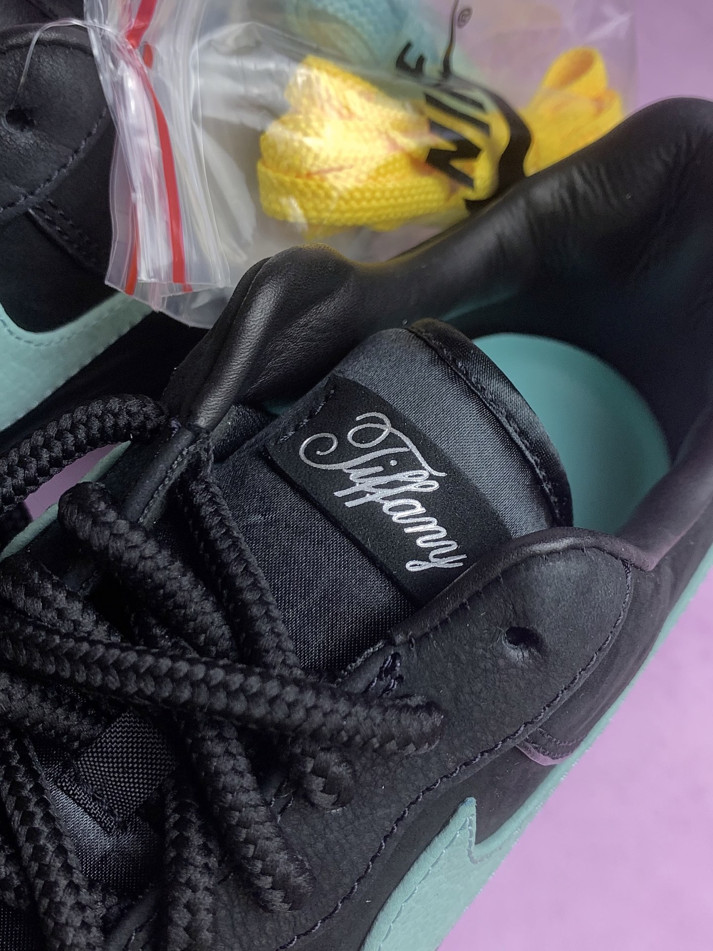 Tiffany & Co. × Nike Air Force 1 Low "1837"