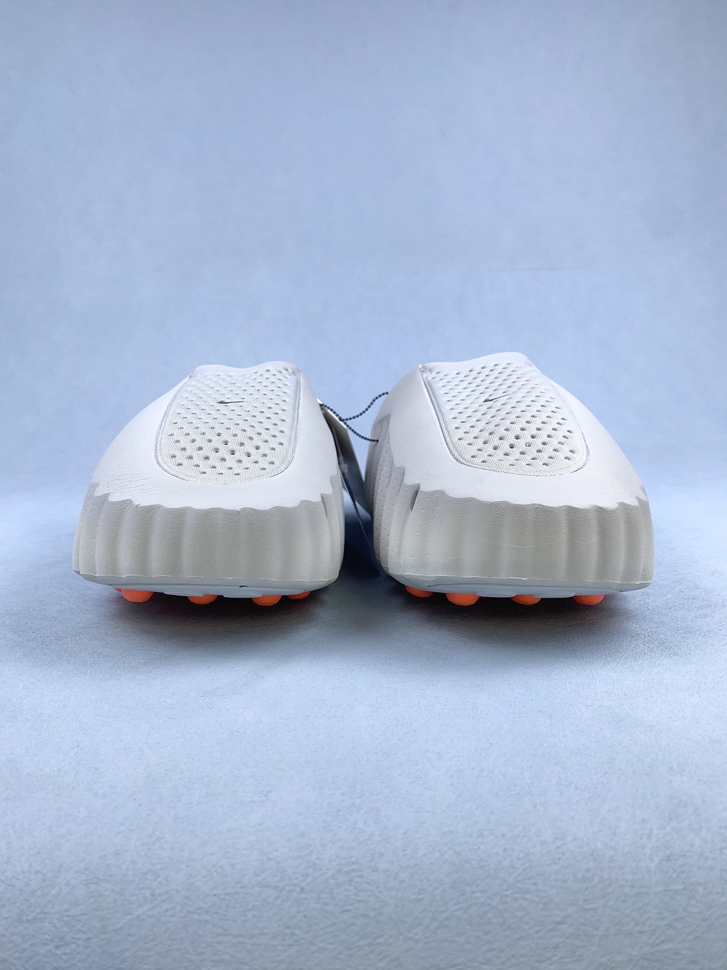 Nike Mind 001 Mules "Light Smoke Grey/Hyper Crimson"