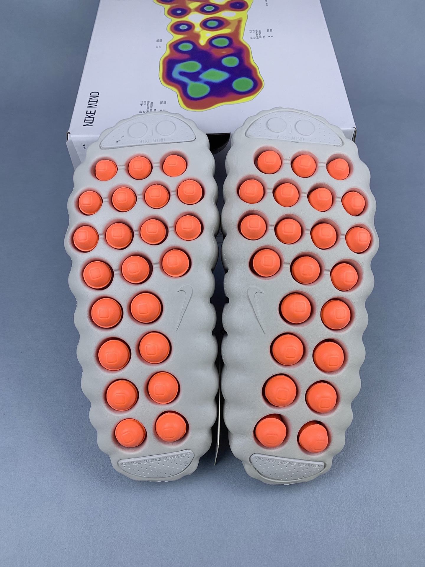Nike Mind 001 Mules "Light Smoke Grey/Hyper Crimson"