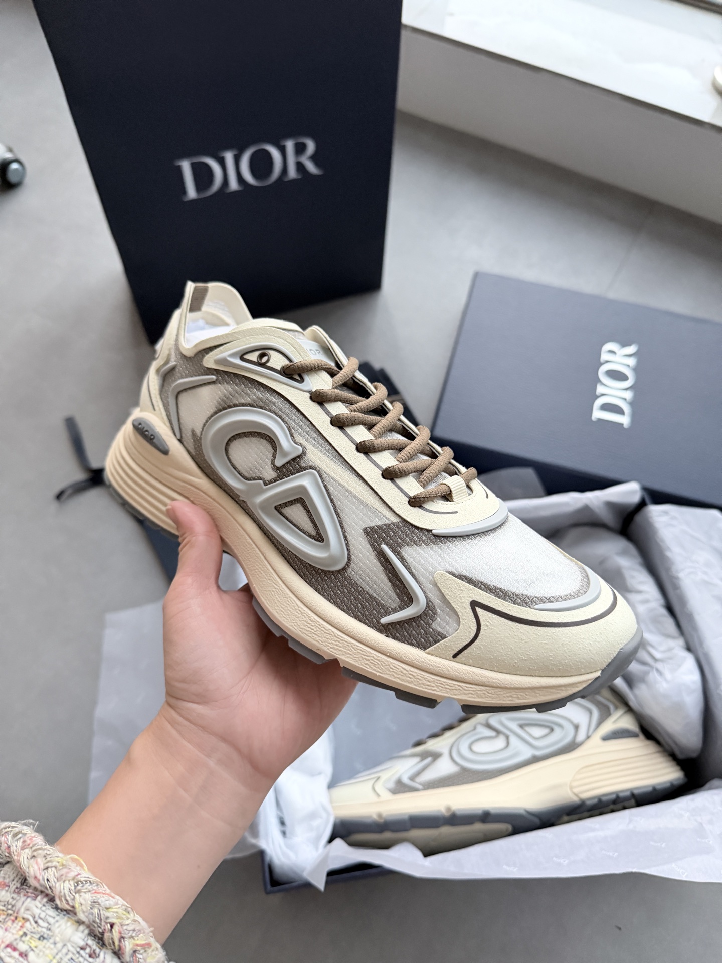 B30 カウントダウン テック スニーカー