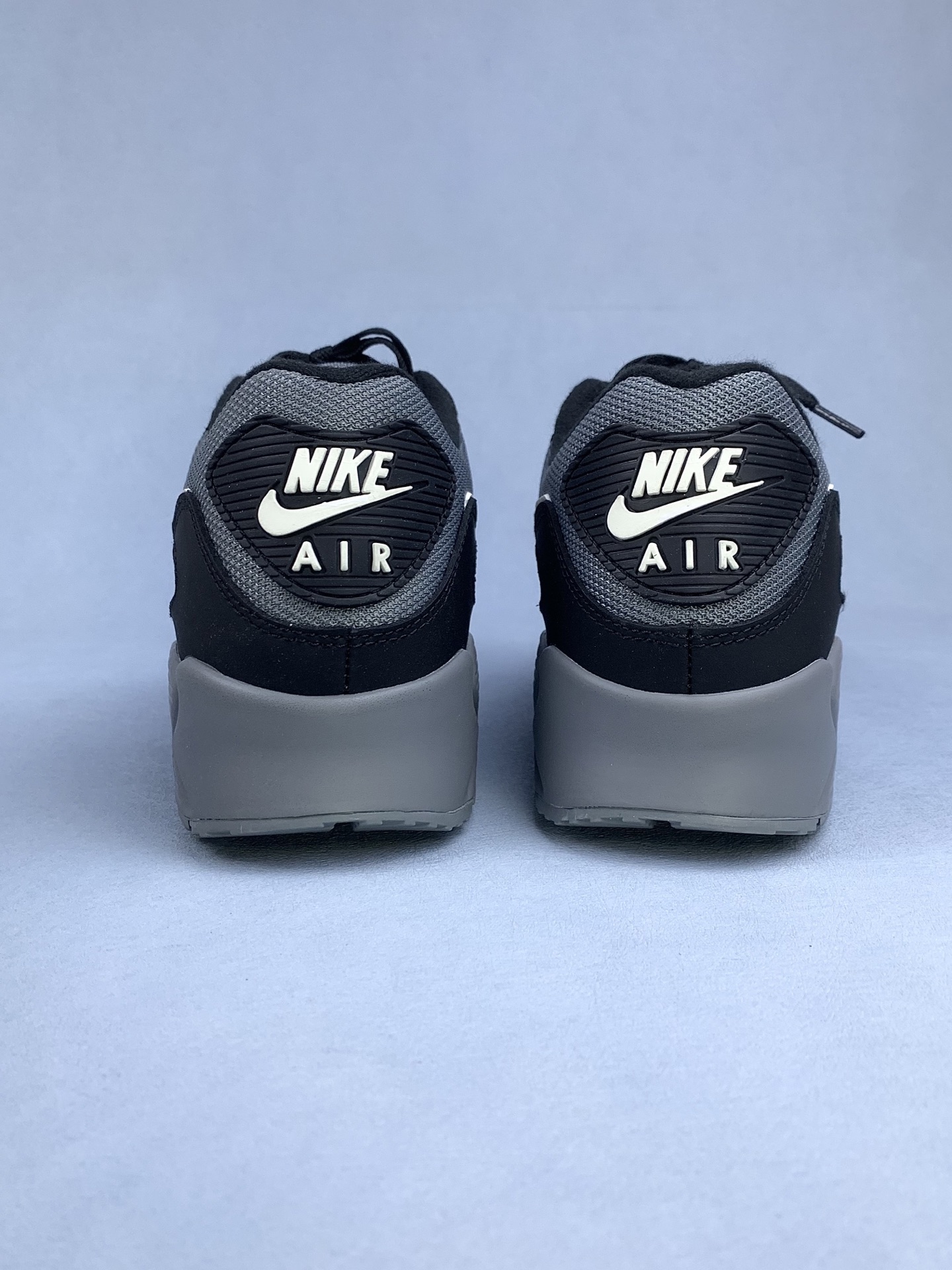 Nike Air Max 90 "Anthracite"