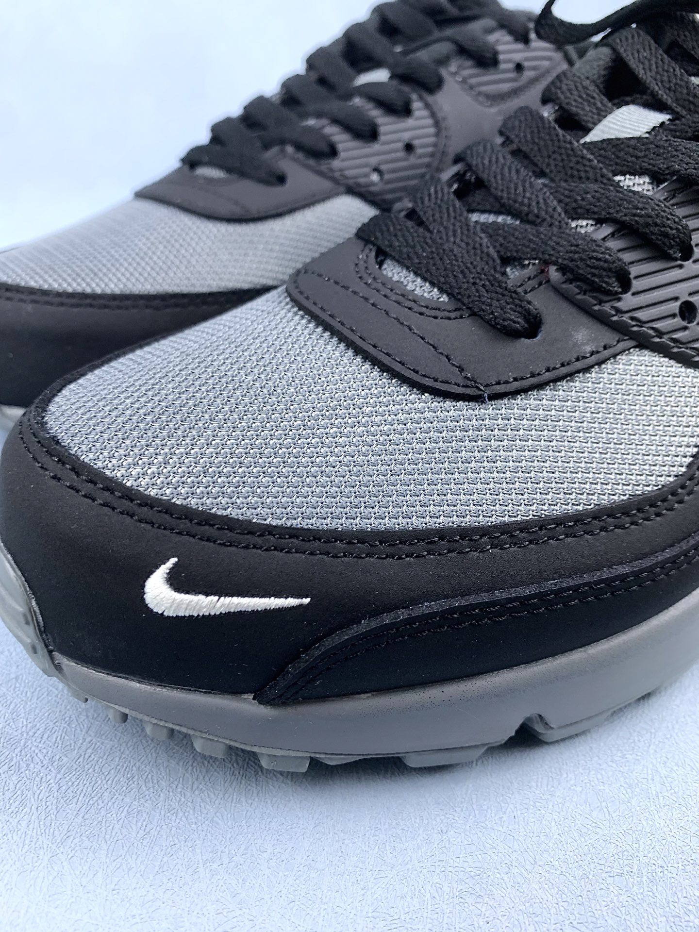 Nike Air Max 90 "Anthracite"