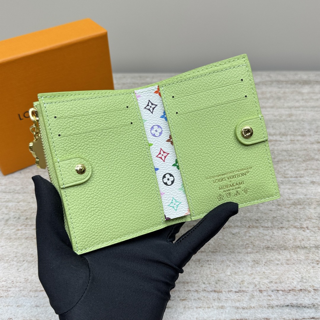 M14088 LV x TM Lisa Wallet