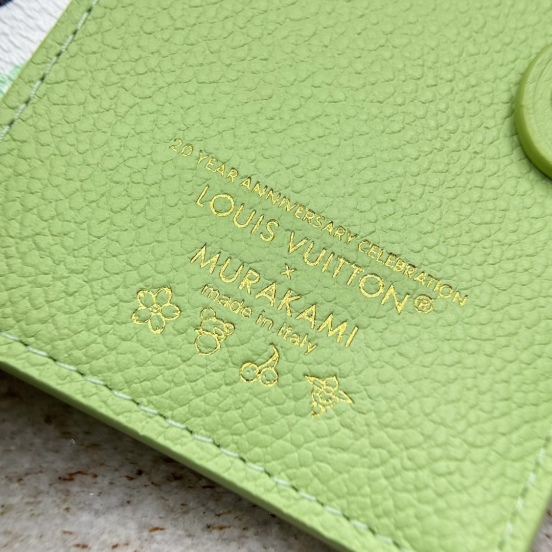 M14088 LV x TM Lisa Wallet