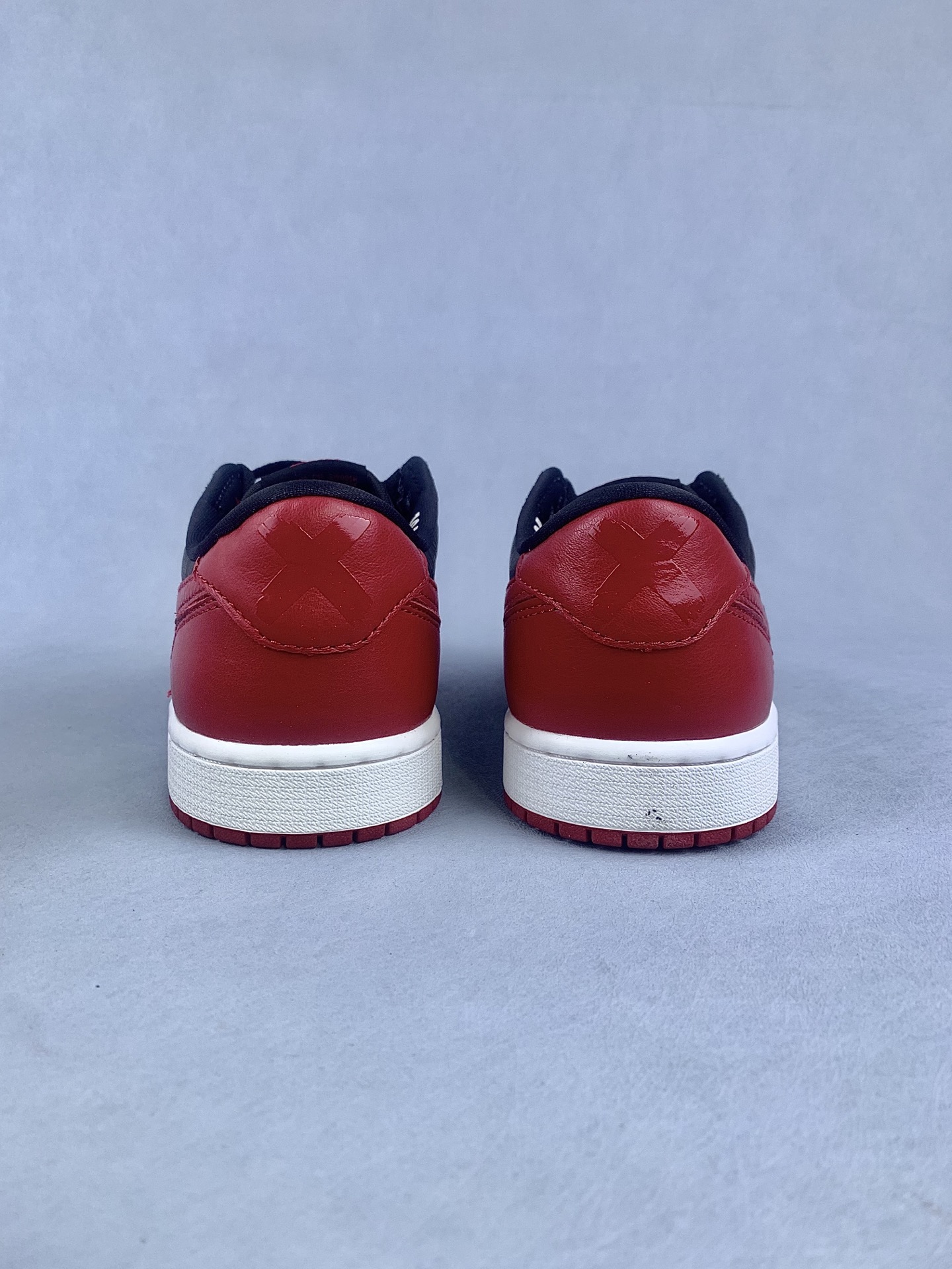 Nike Air Jordan 1 Retro Low OG "Banned"