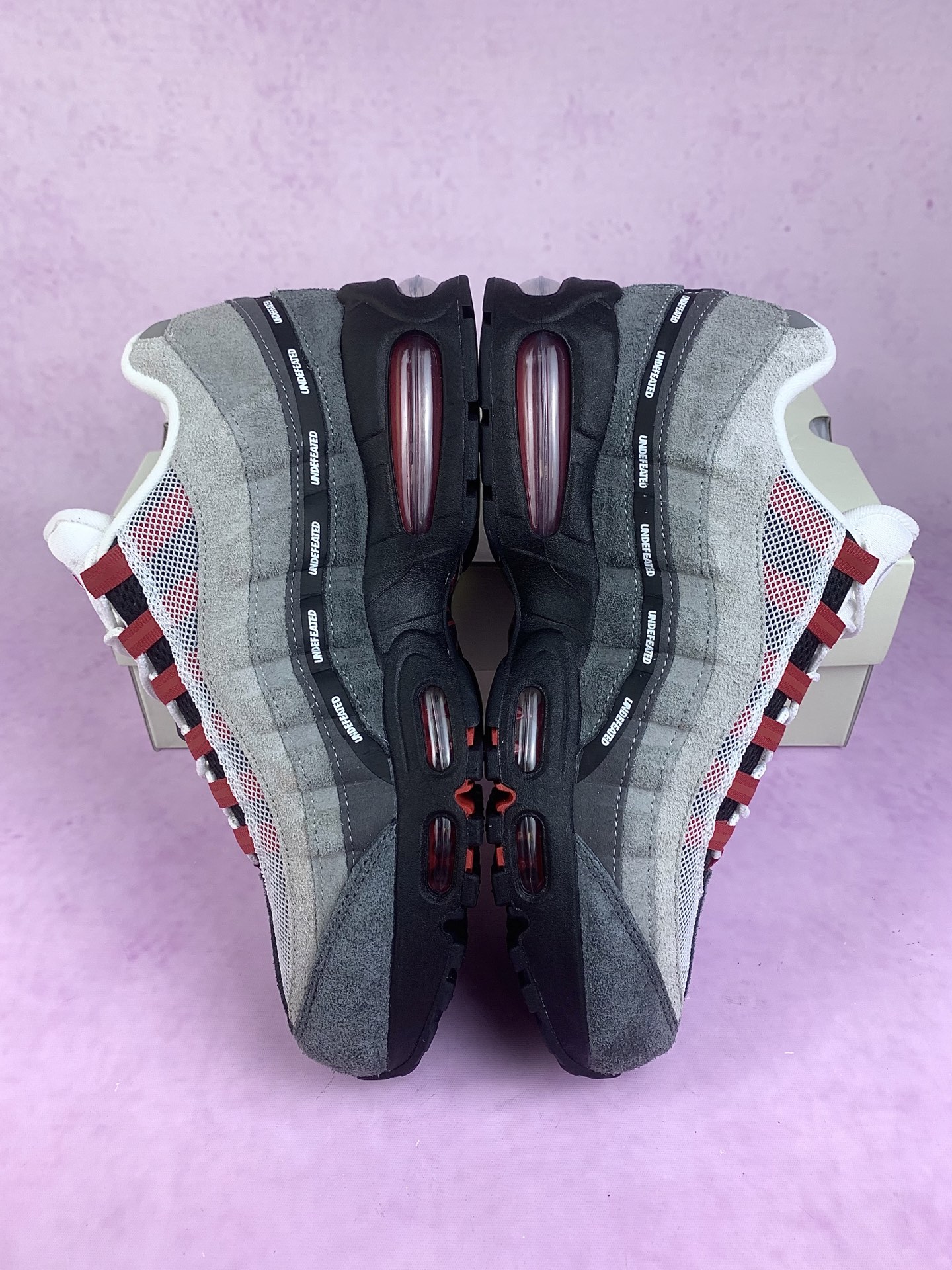 UNDEFEATED × Nike Air Max 95 SP "Fire Red" (Tokyo Exclusive)