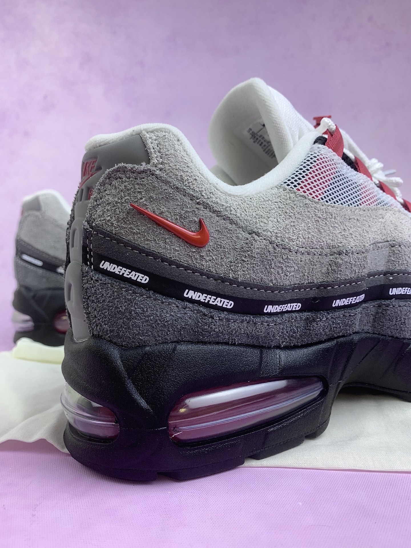 UNDEFEATED × Nike Air Max 95 SP "Fire Red" (Tokyo Exclusive)