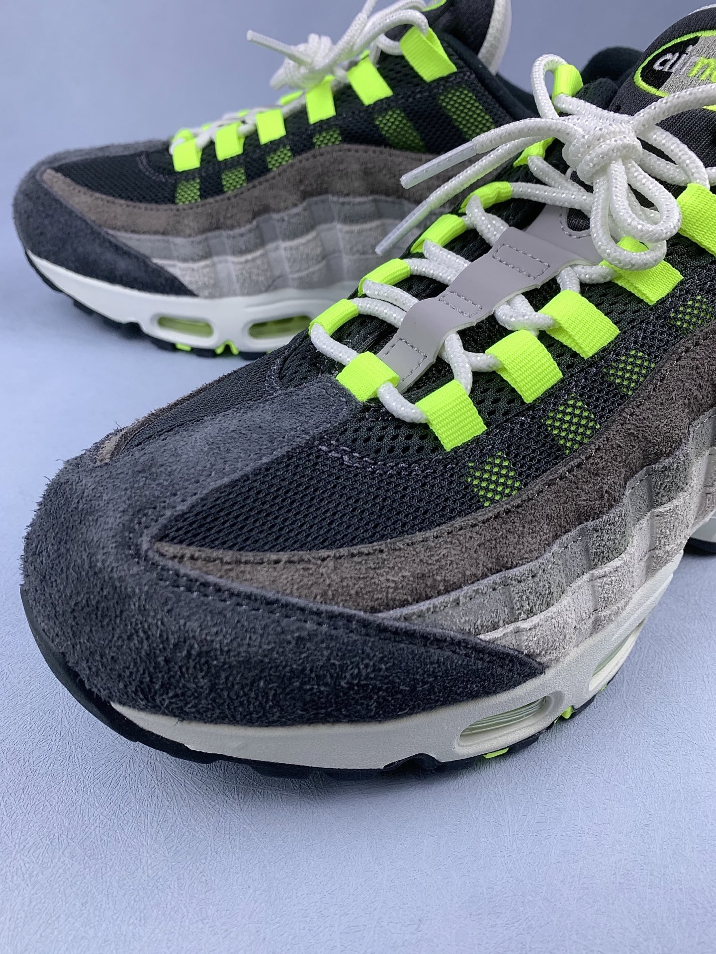 MoMA Design Store Exclusive Nike Air Max 95 OG "Reverse Neon"