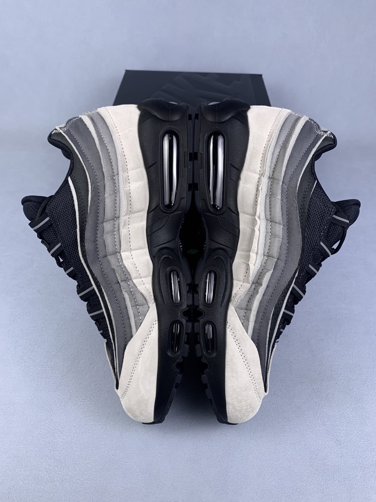 COMME des GARCONS × Nike Air Max 95 "Charcoal"
