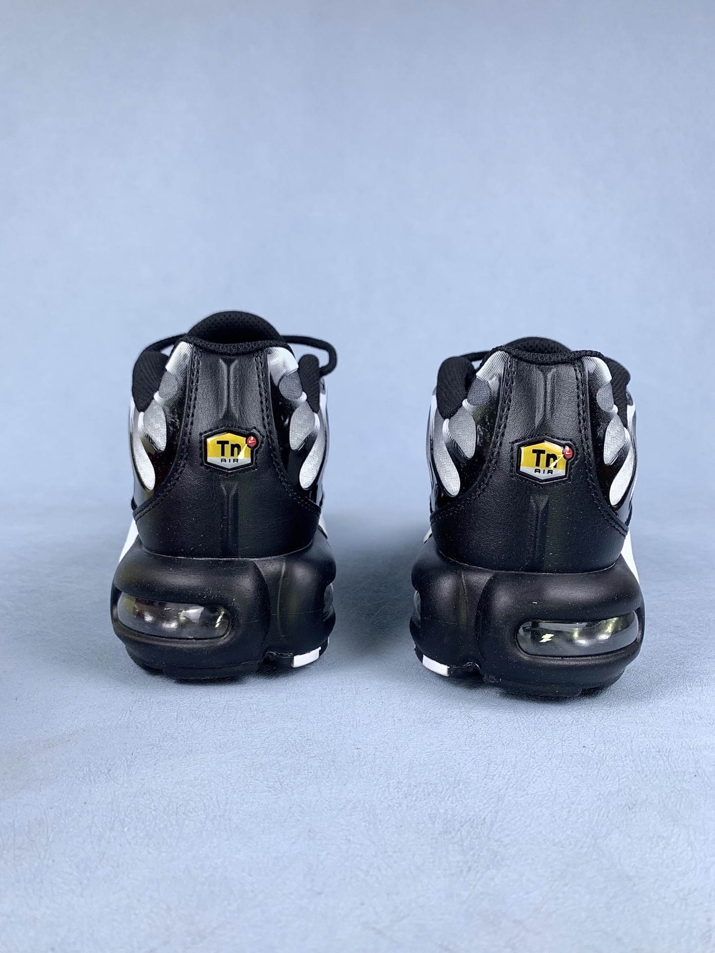 Nike Air Max Plus "Black Silver White"