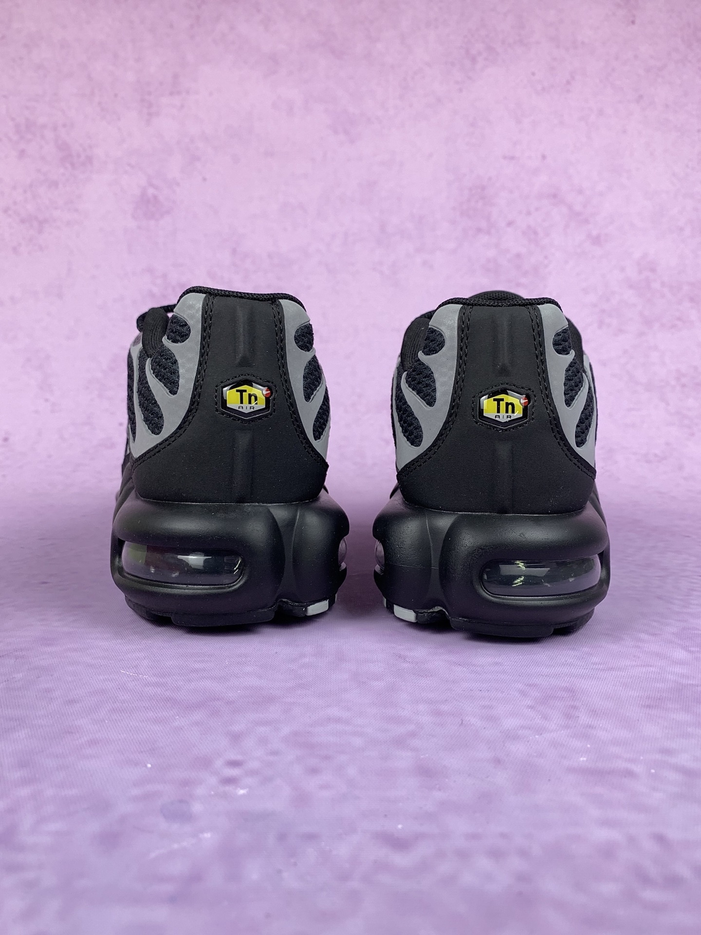 Nike Air Max Plus "Black Reflective Silver"