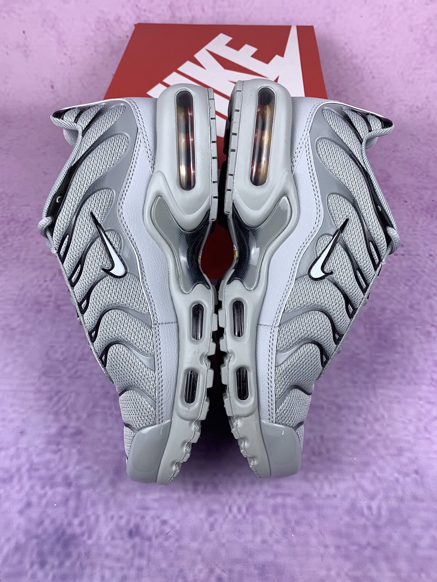 Nike Air Max Plus "Wolf Gray/Black/White"