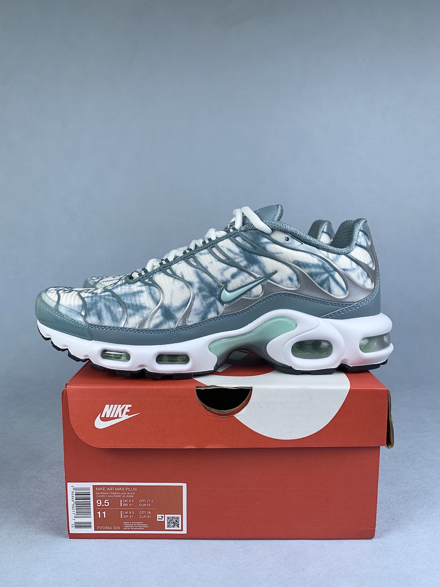 Nike Air Max Plus "Waterway/White/Subway/Fiberglass"