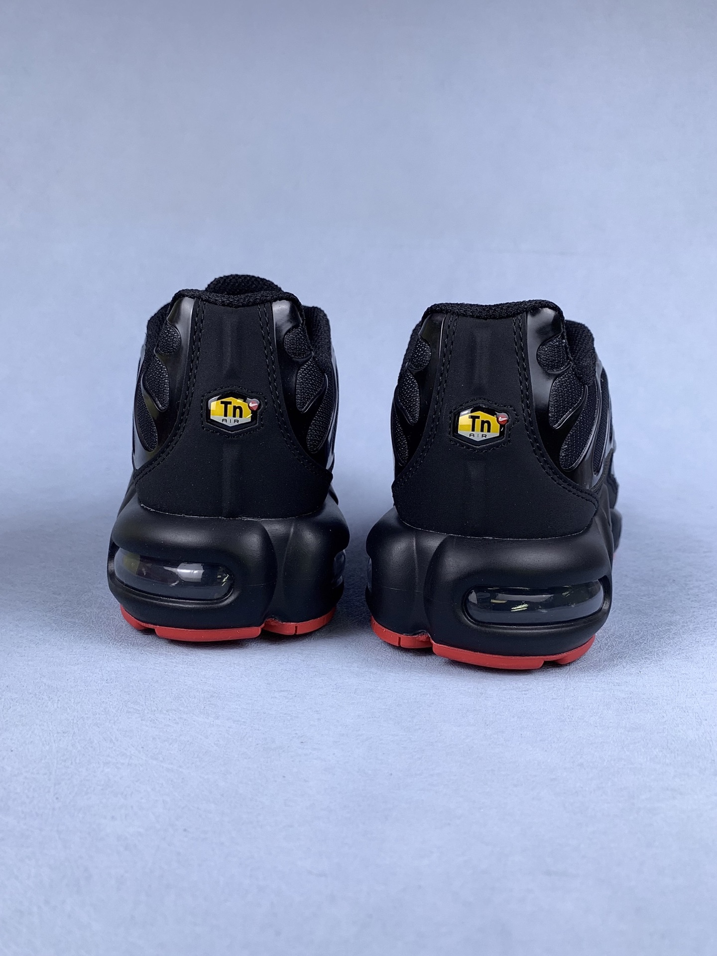 Nike Air Max Plus "Black/Red"