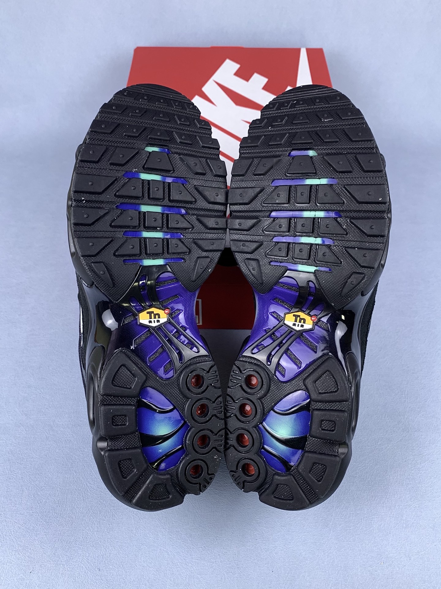 Nike Air Max Plus Unity Black Blue Red TN Berlin DZ4509-001